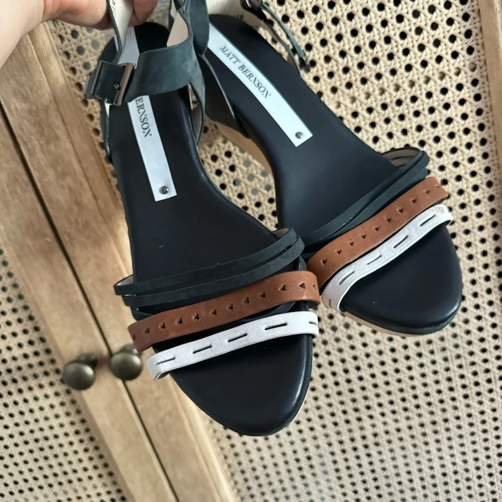 Bisbee Platform Sandal Size 11 / MATT BERNSON